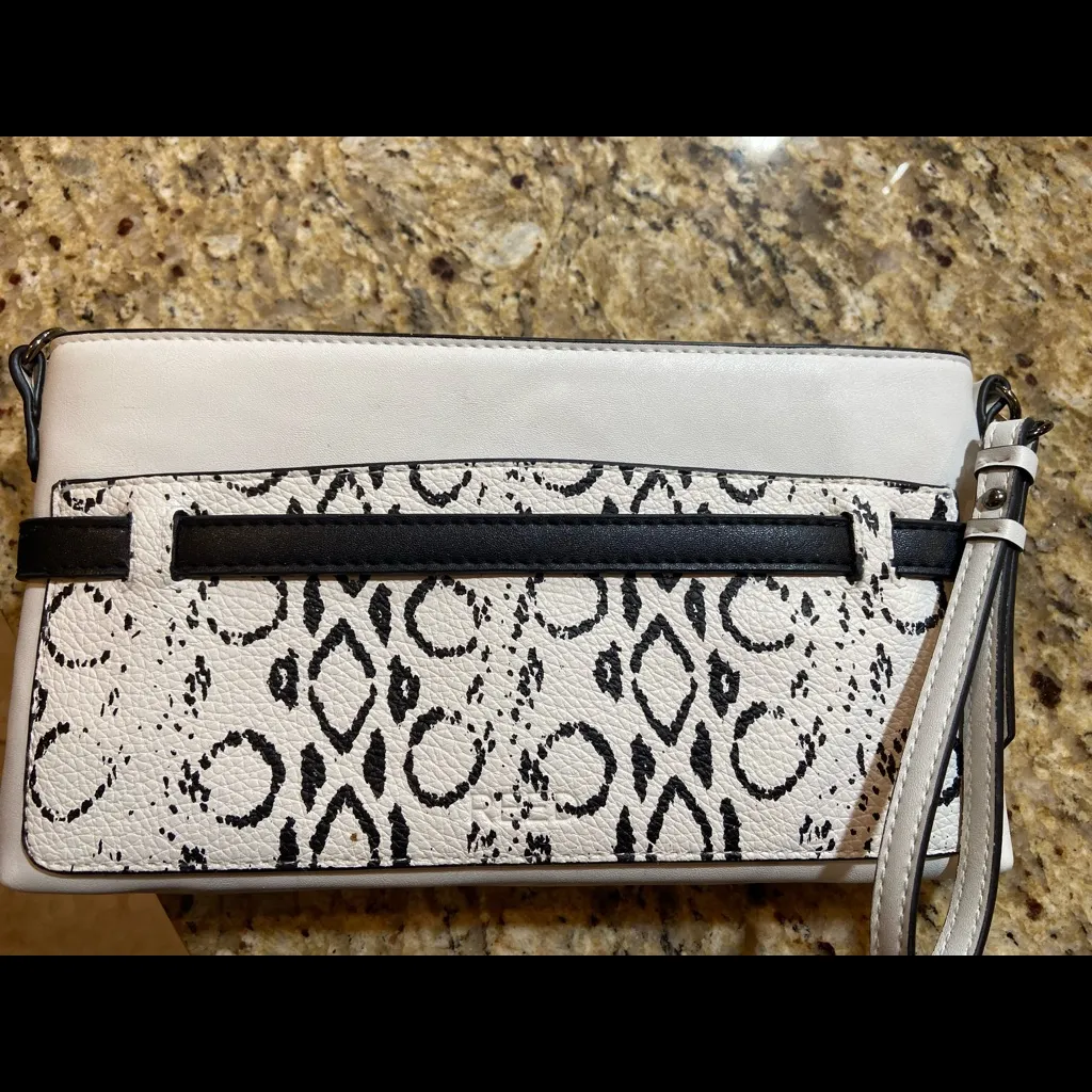 Reed Snake Animal Print Clutch Wristlet Purse New Black - Image 2