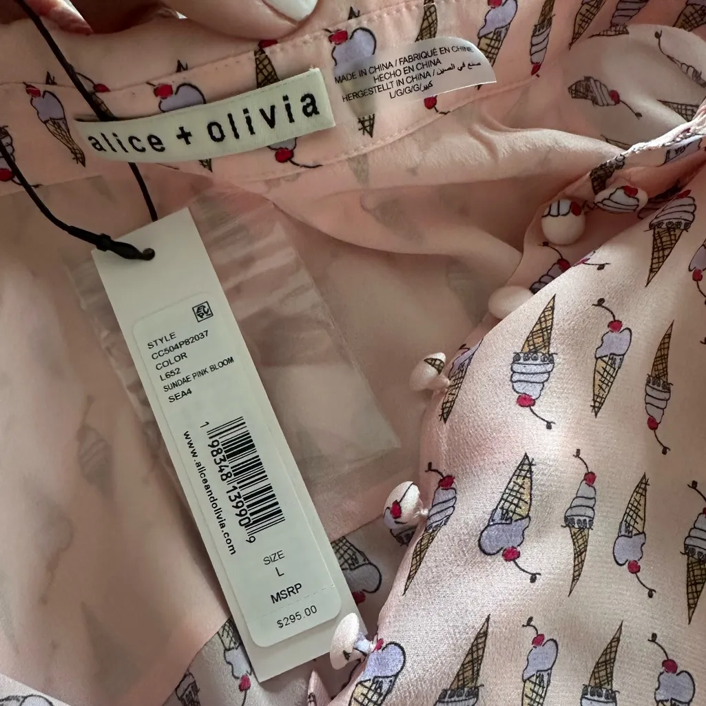 NWT- Alice + Olivia Martel Ice Cream-Print Silk Blouse size L - Image 8