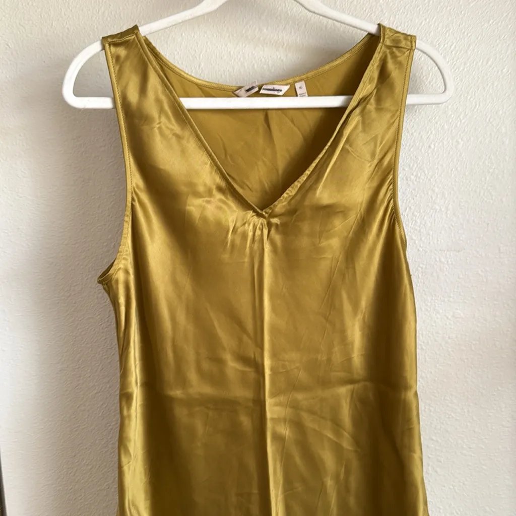 SOFT SURROUNDINGS Gold Sleeveless Top. - Image 3