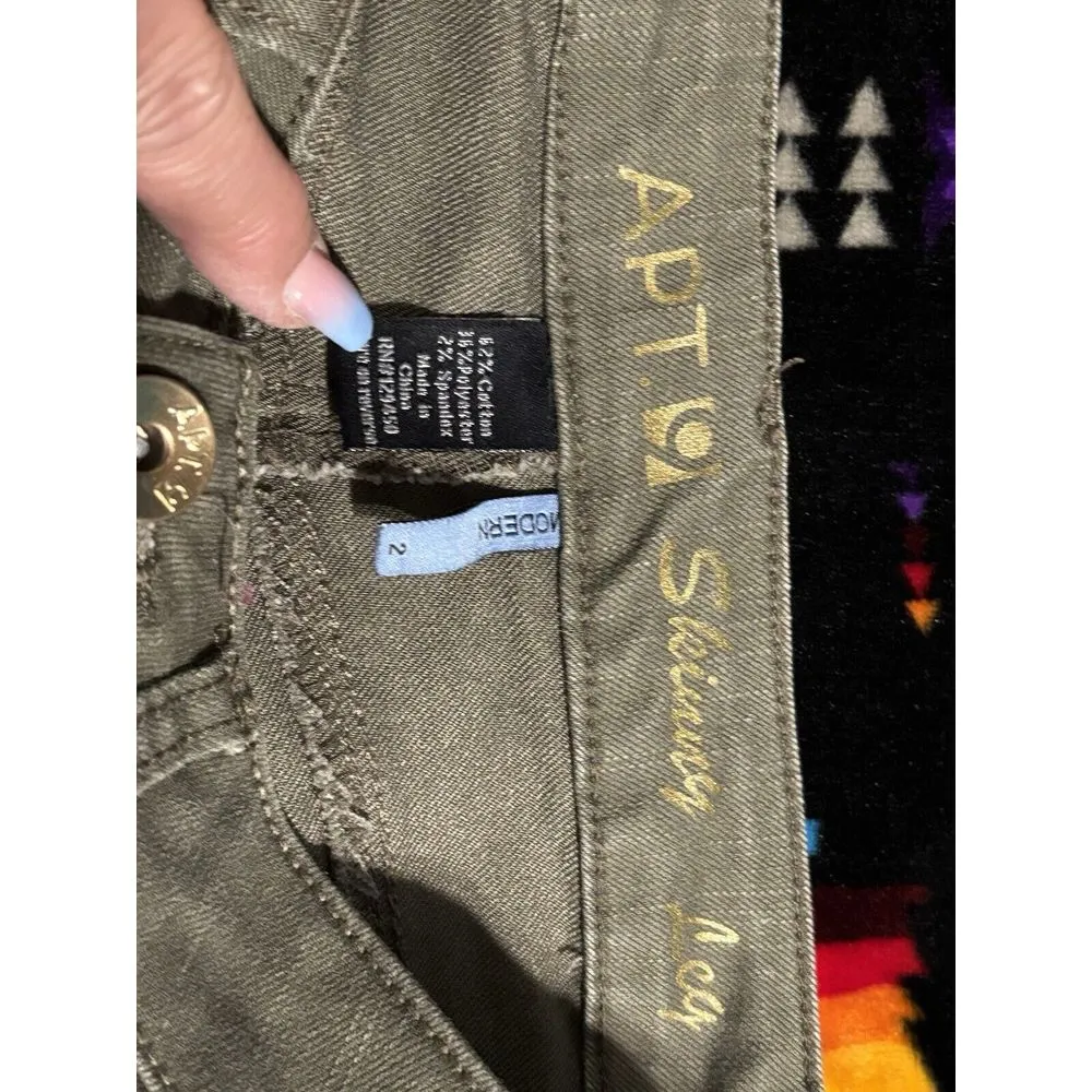 Apt. 9 Skinny Leg Low Rise Olive‎ Green Denim Jean Size 2 Zip Up Pockets - Image 4