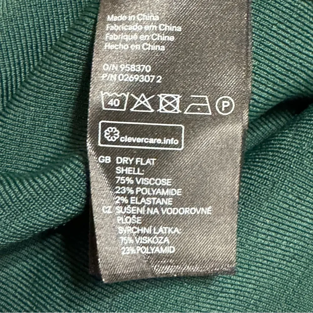 H&M Green Long Sleeve Top - Image 5