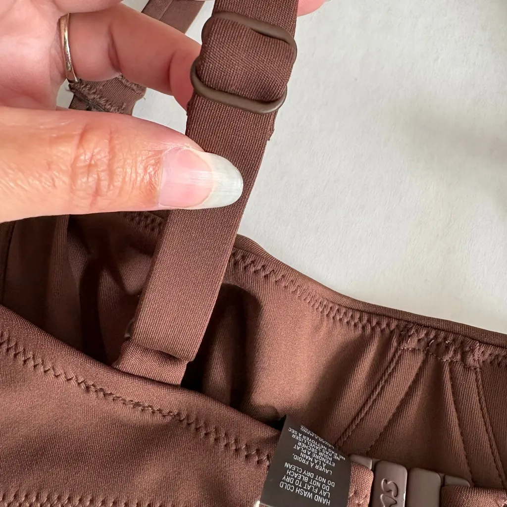 NWT SKIMS Sculpting swim ruched lined bikini top & mid rise bottom cocoa xs/s - Image 6