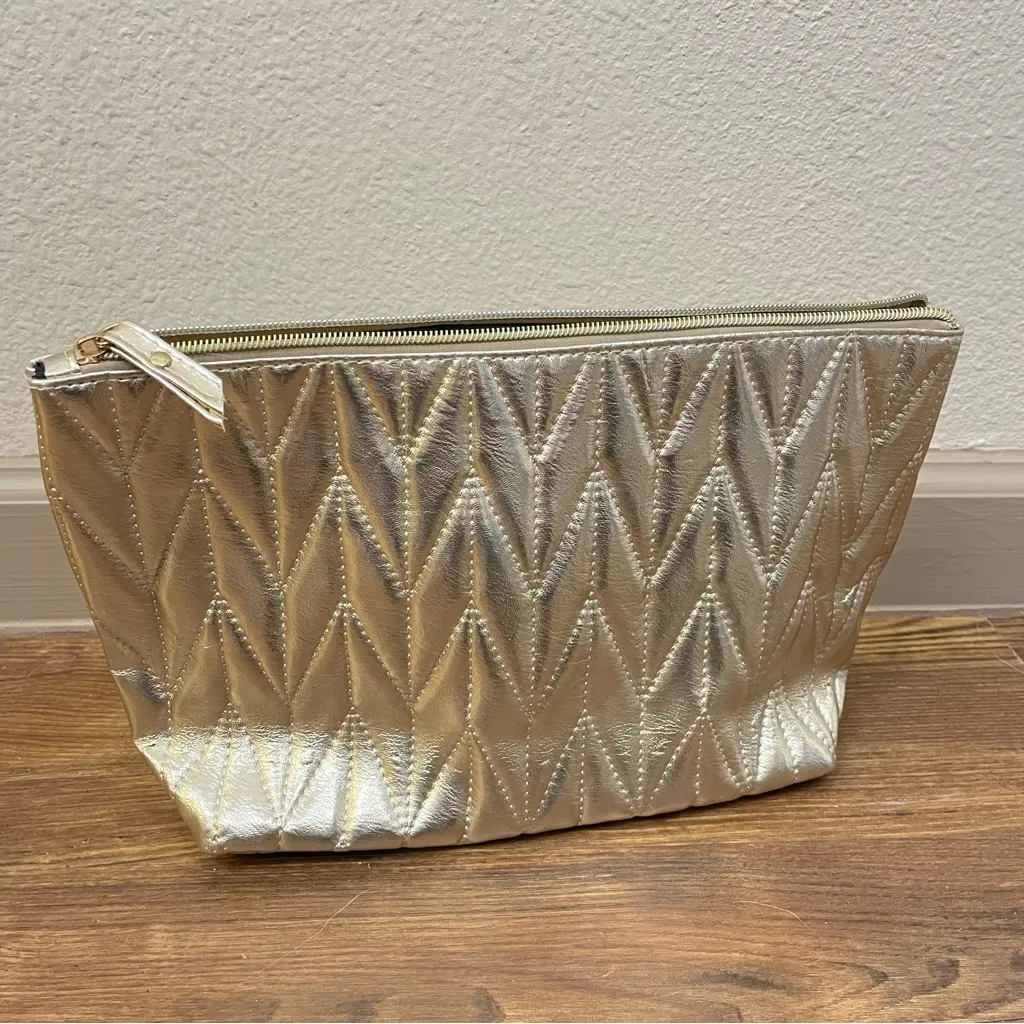 NWT Nine West‎ Gold Quilted Travel Make Up Bag - Image 7