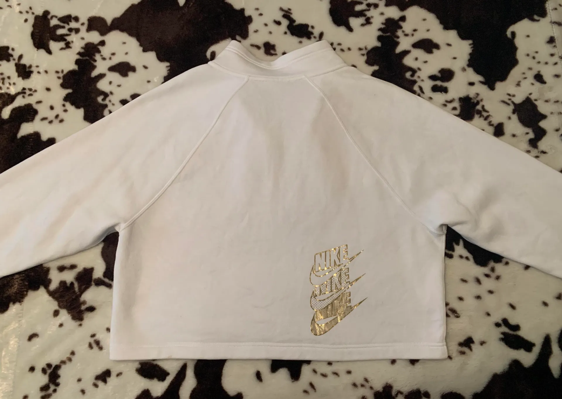 Nike Quarter Zip Sweatshirt - Image 2