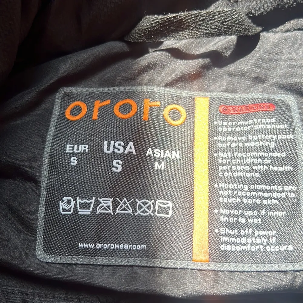 WOMEN'S CLASSIC HEATED VEST - Image 2