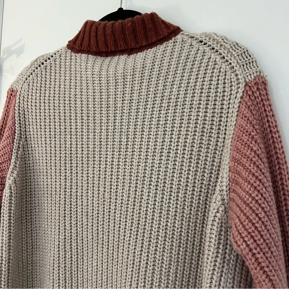 Marine layer Juniper Oversized Turtleneck in Colorblock - Image 11