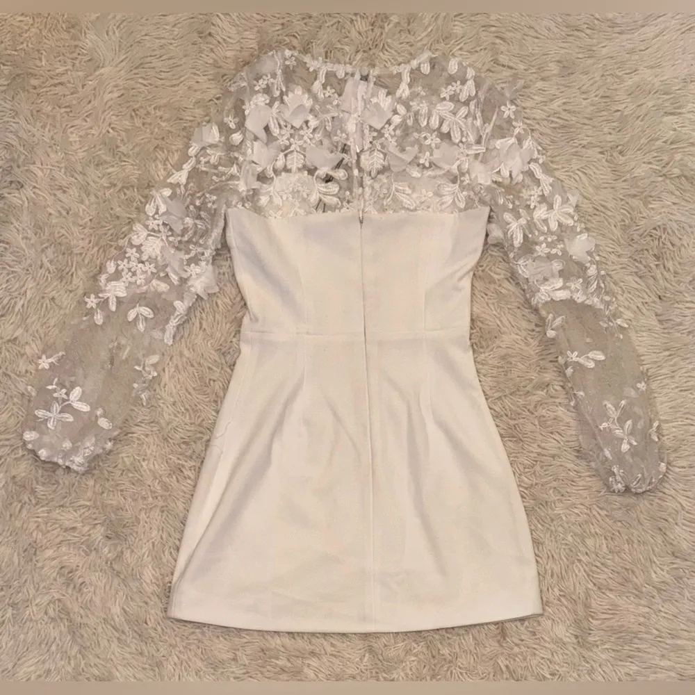 NWOT Dress the Population Mila 3d floral Long Sleeve Minidress White S - Image 6