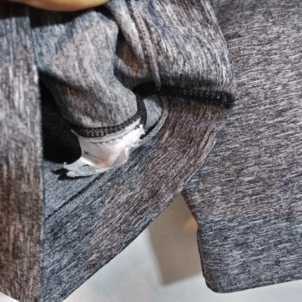 Gymshark Black Gray Marled Adapt Ombre Seamless Shorts Size S - Image 4