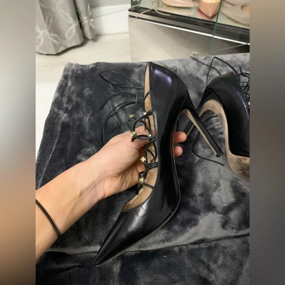 Valentino Garavani EU 39.5 Rockstud Laceup Heels, Black - Image 6