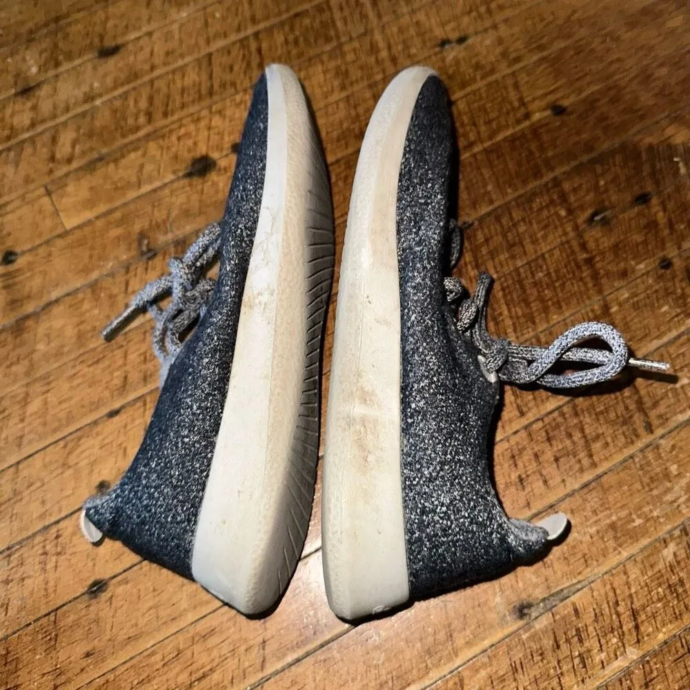 All Birds wool runners lace up charcoal gray size 8 tennis shoes - Image 3