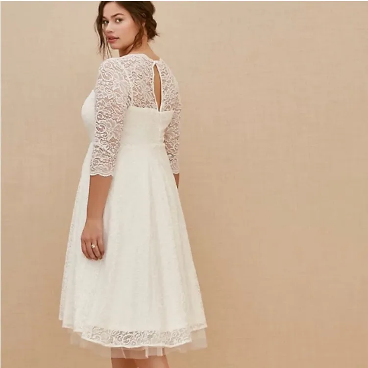 Torrid Ivory Lace Wedding Dress. Size 20 - Image 2