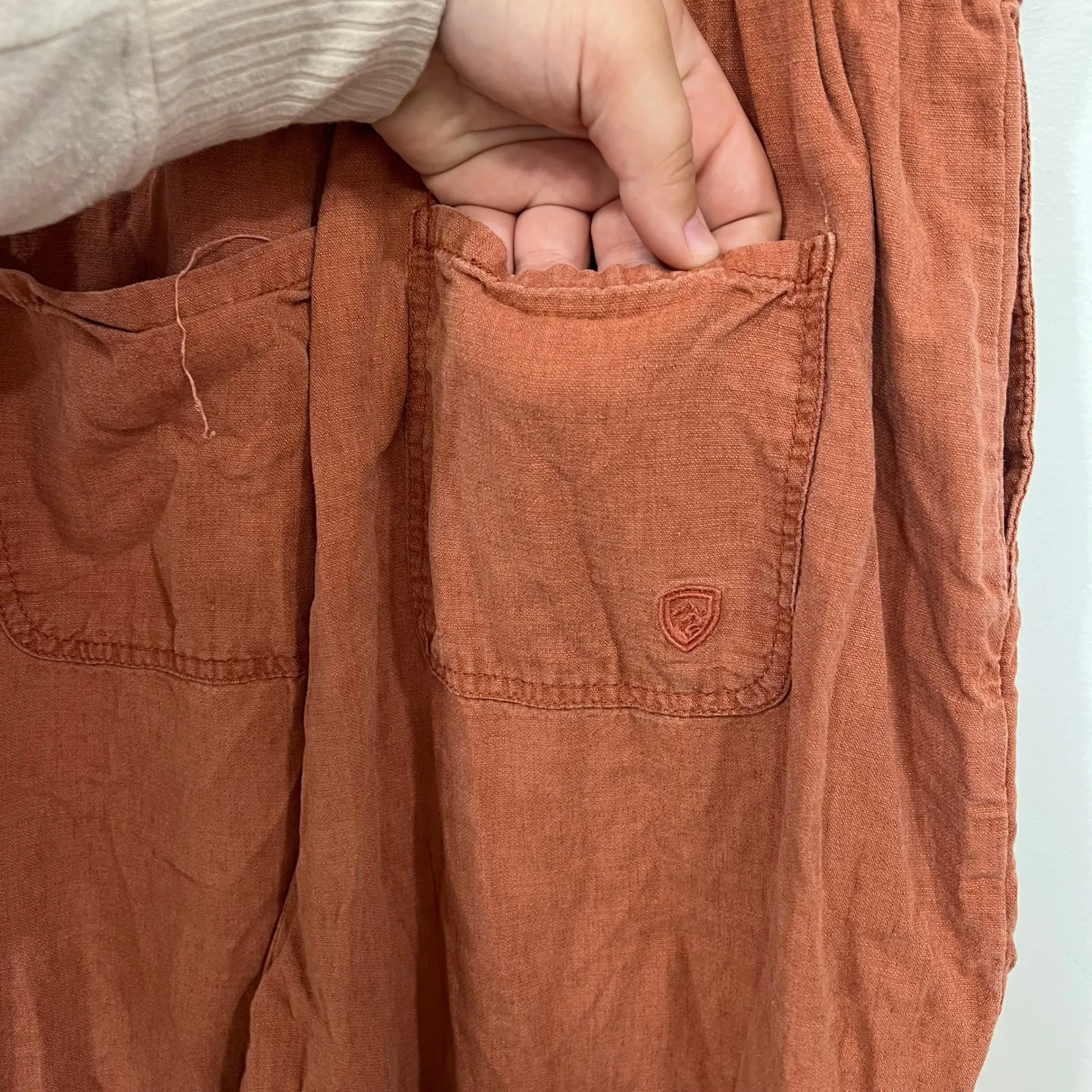 KUHL Womens Fresco Jumpsuit Medium Lyocell Linen Wide Leg Sleeveless V Neck - Image 4