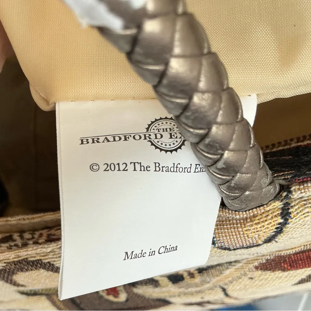 Rare Vintage 2012 New The Bradford Exchange Marchand de Modes Large Tote Handbag Tan - Image 7