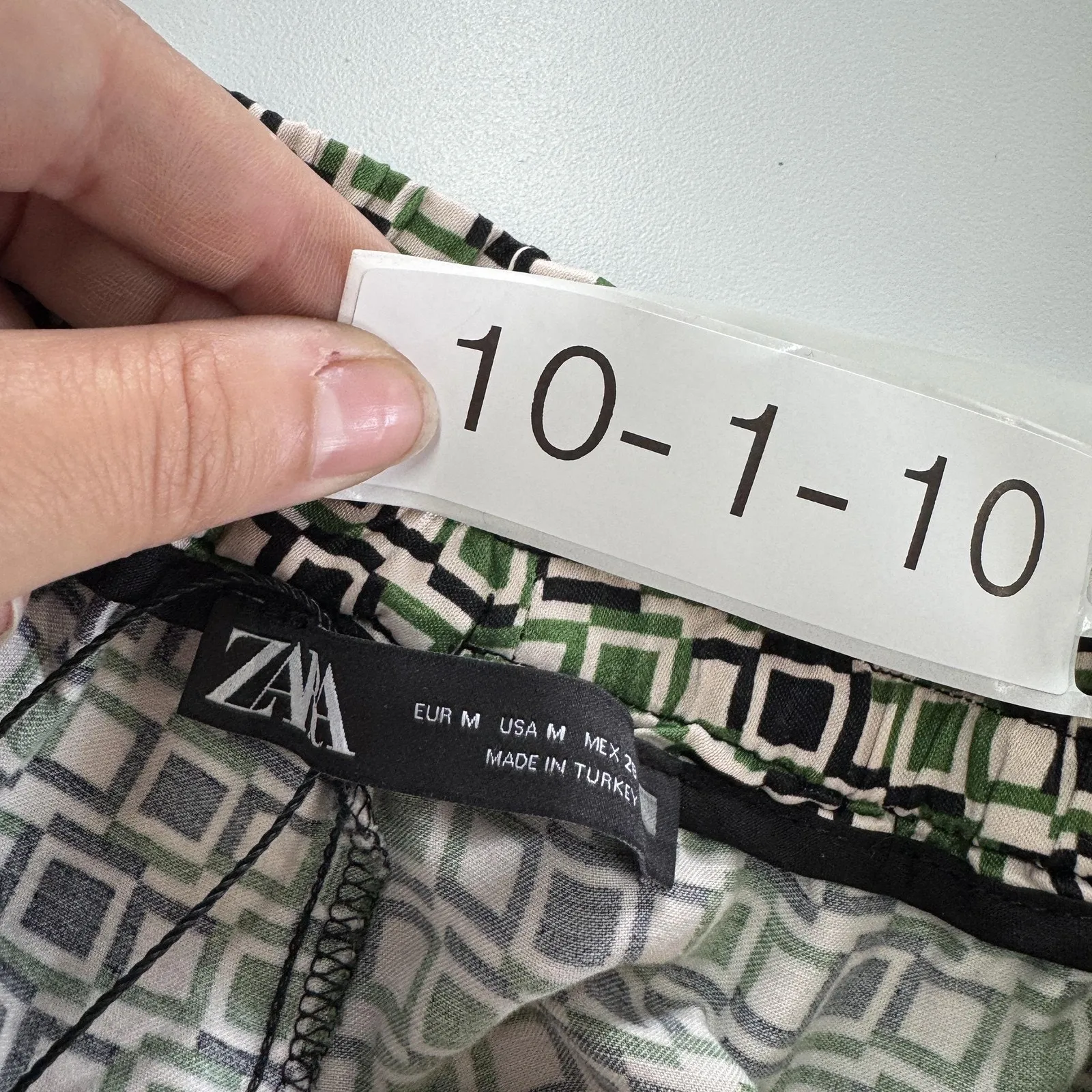 Zara Pants Womens Medium Green Black White Geometric Print Pull On Viscose Flowy - Image 3