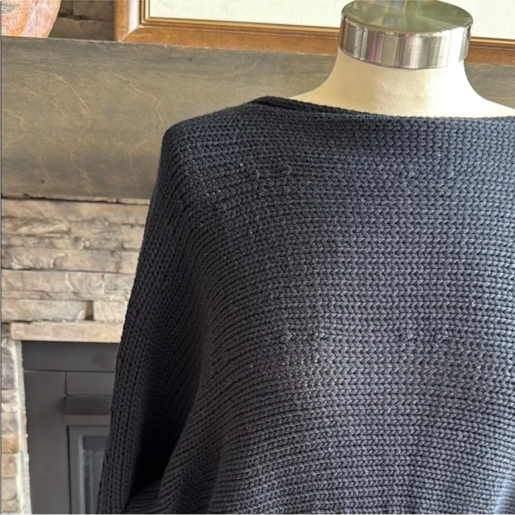 Tommy Bahama Elegant Black Knit Poncho - Image 3