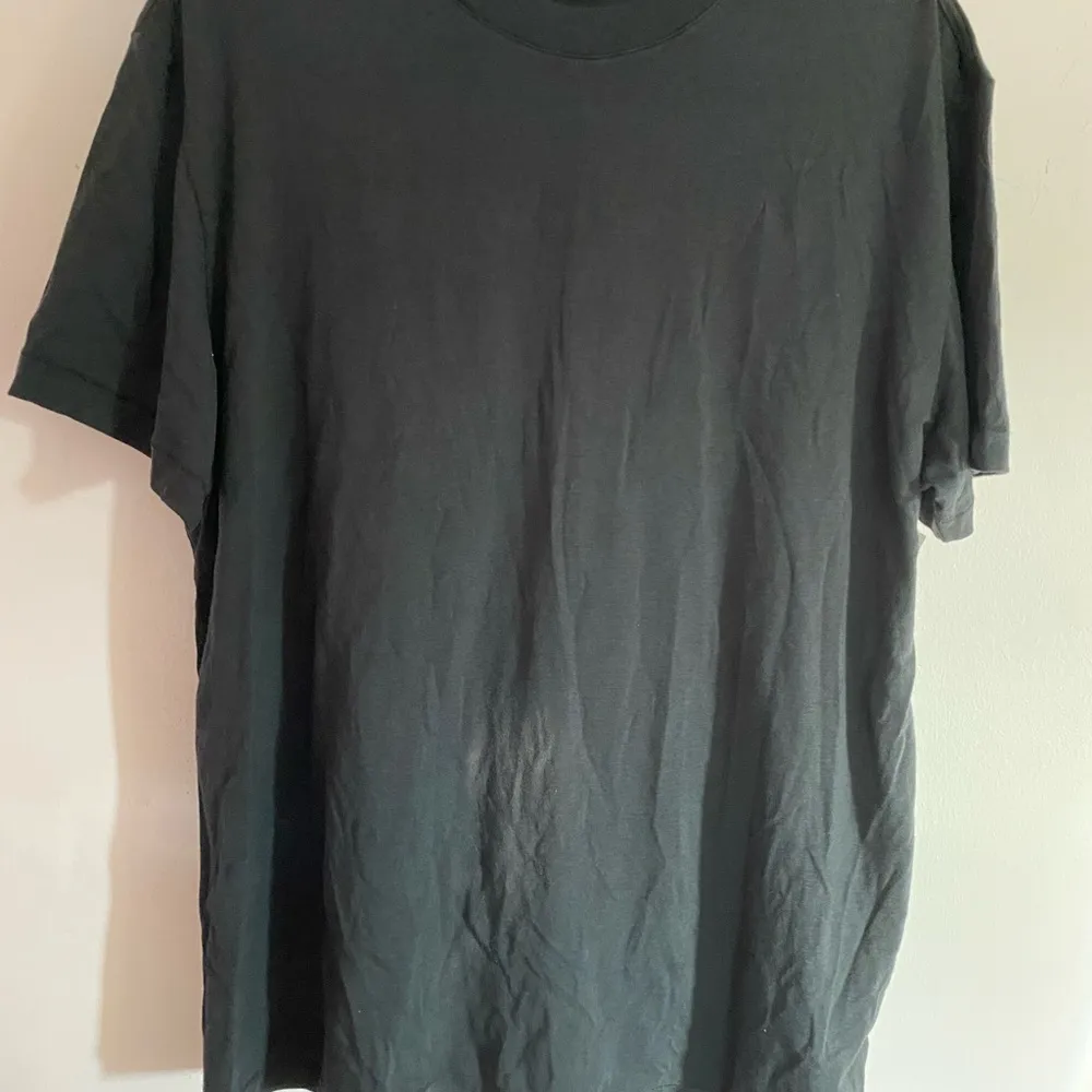 Skims Boyfriend short Sleeve Tee - Image 2