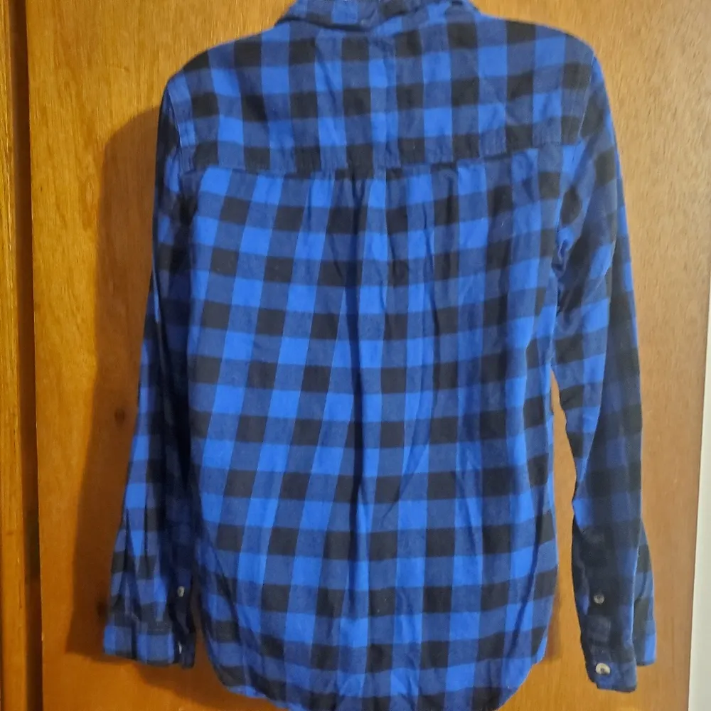 Blue and black Buffalo plaid button up shirt - Image 2