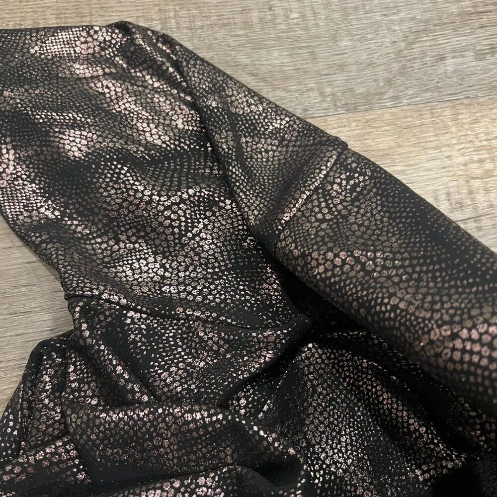 Gibson Latimer large sparkly top - Image 10