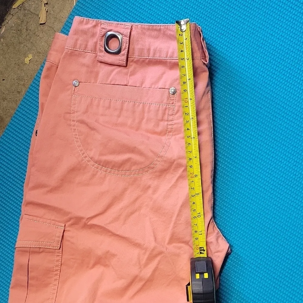 ATHLETA Coral Cargo Shorts Size 14 - Image 13