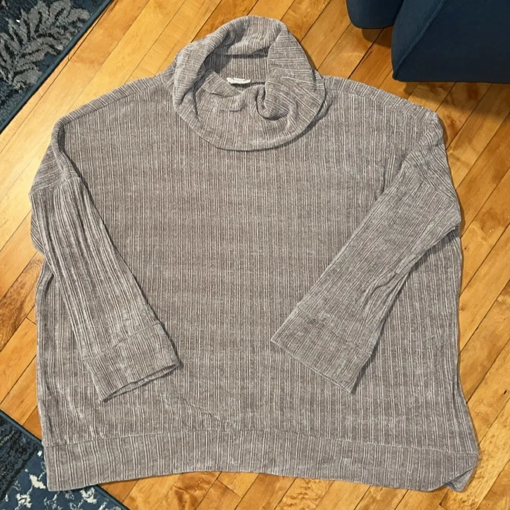 Joyfolie Oversized Leal Tan Sweater size L Tan Size L - Image 2