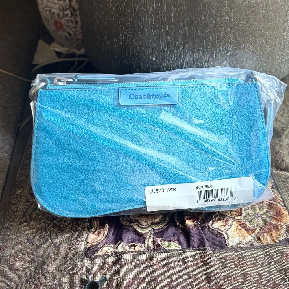 Authentic CoachTopia Orange Leather zip curved Shoulder Bag - Image 4