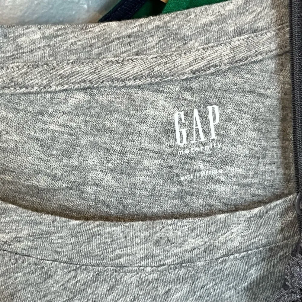 Maternity Bundle (4 items) Gap, Liz Lange, Motherhood. Small - Image 6