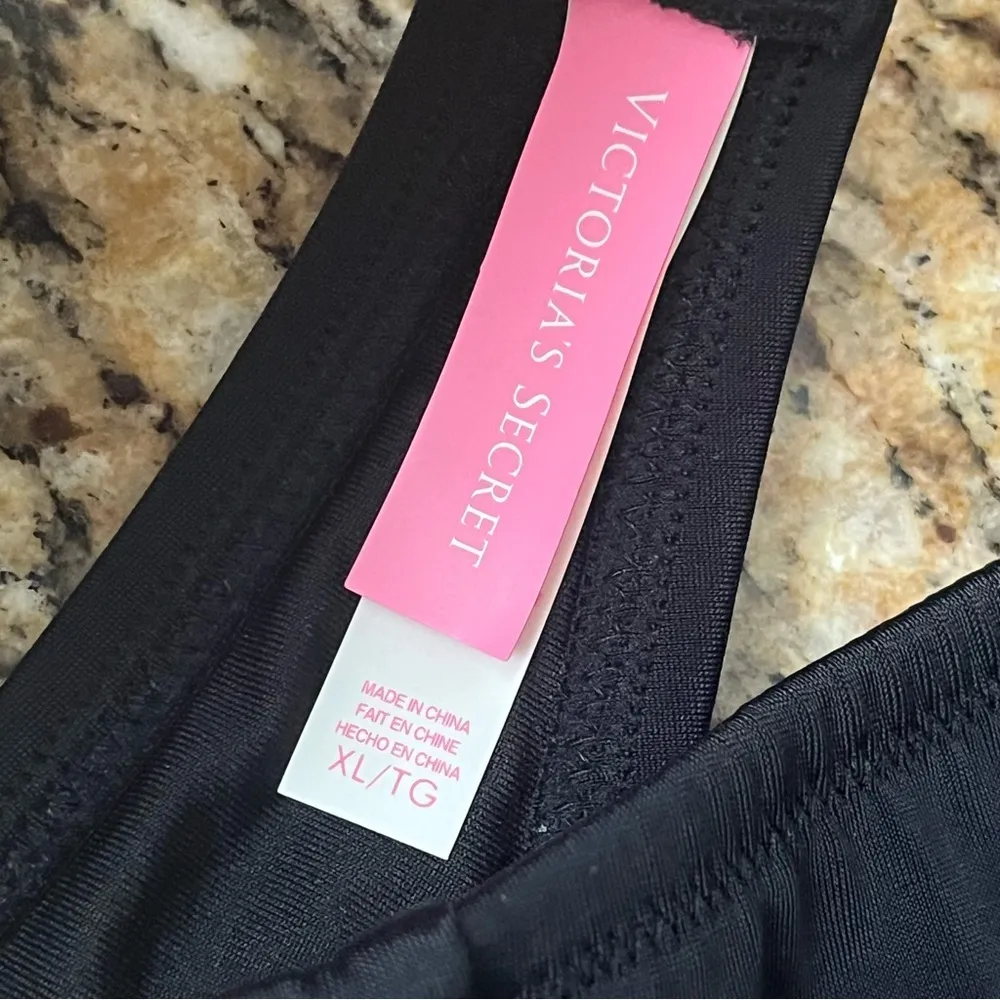 Victoria’s Secret Women’s Black Swim Bikini Top XL Wireless Halter Beach Boho - Image 5