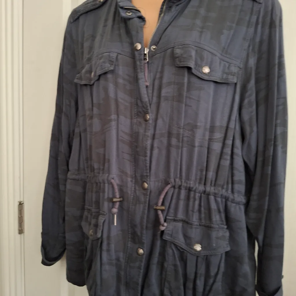 Maurices Sz 3 Women's Gray Jacket - Image 3