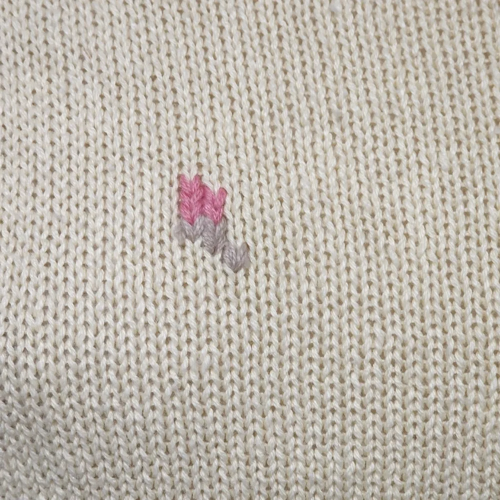 Vintage Cambridge Spirit yellow floral intarsia sweater size large - Image 2