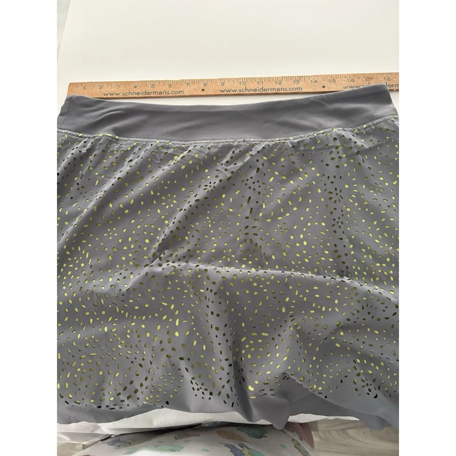 Title Nine Skort Skirt Size XL Gray Lime Perforated Stretch Pickleball Golf - Image 6