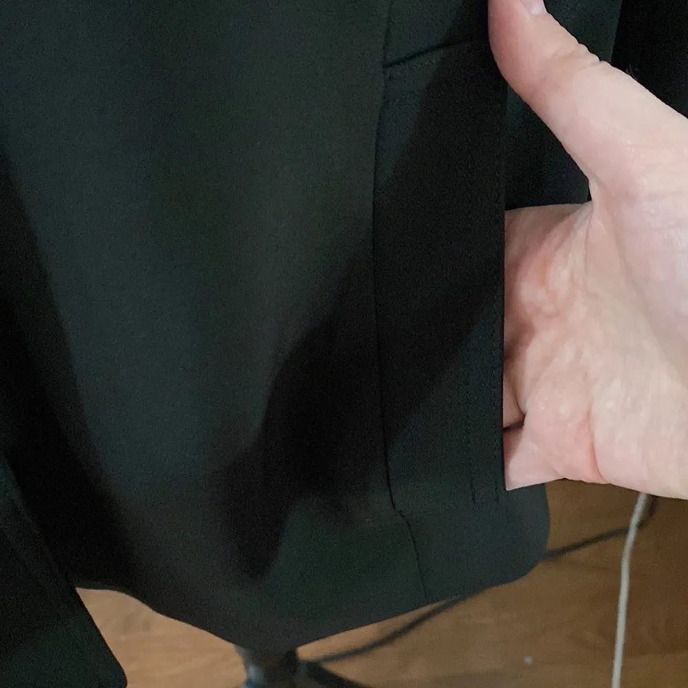 Talbots notched lapel concealed button placket short trench jacket black size 16 - Image 8