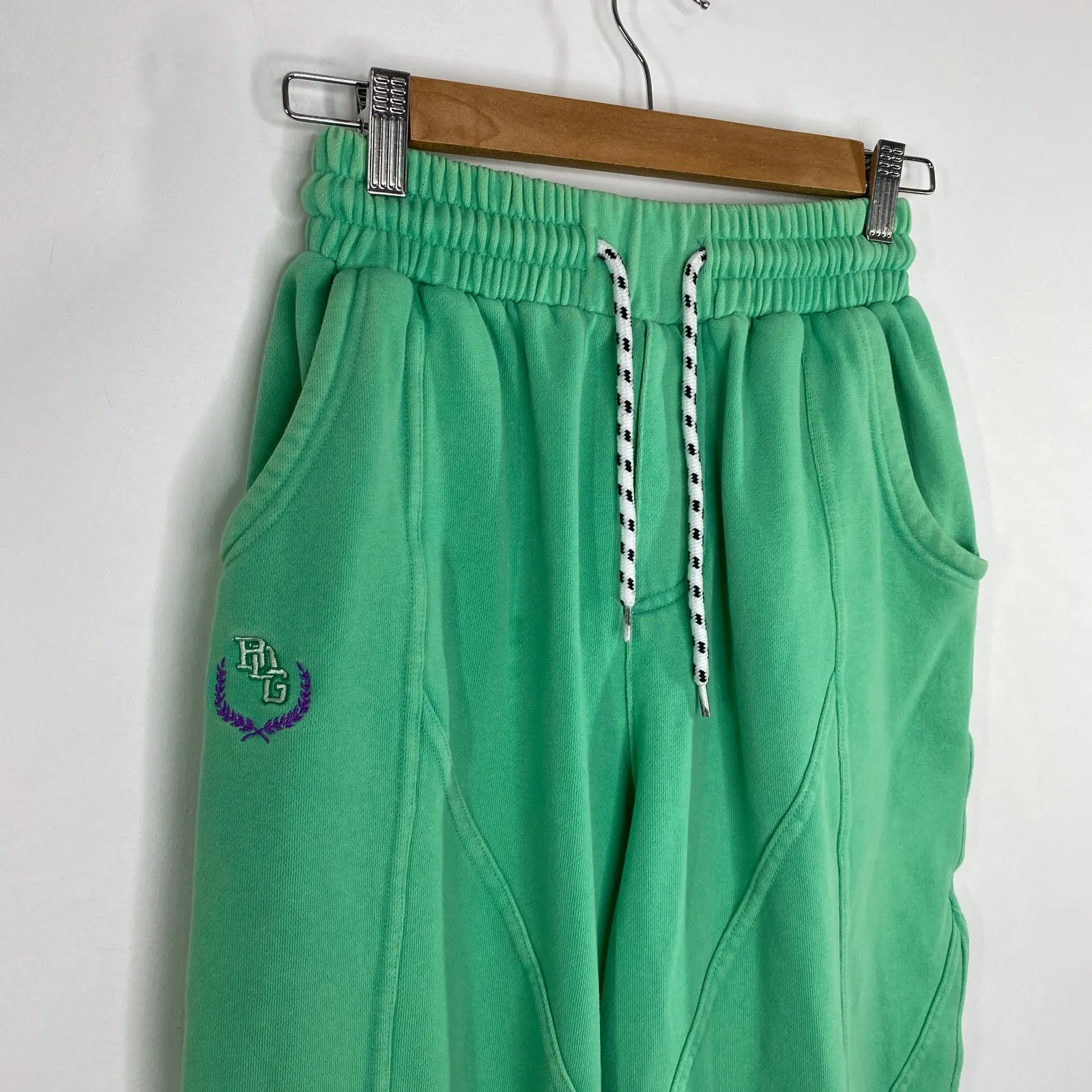 Urban Outfitters BDG Green Cropped Sweatpants Lounge Casual Womens XS - Image 3