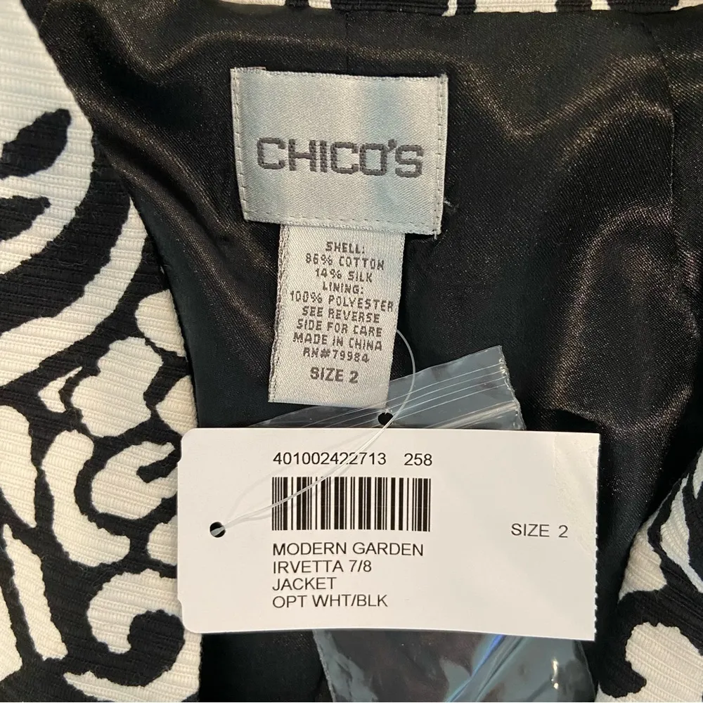 Chicos Black White Silk Floral Print Jacket Modern Gardens Irvetta Size Large - Image 9