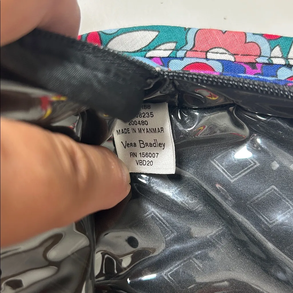 Vera Bradley Travel Bag Medium Travel Organizer Haymarket Paisley Toiletry Bag - Image 12