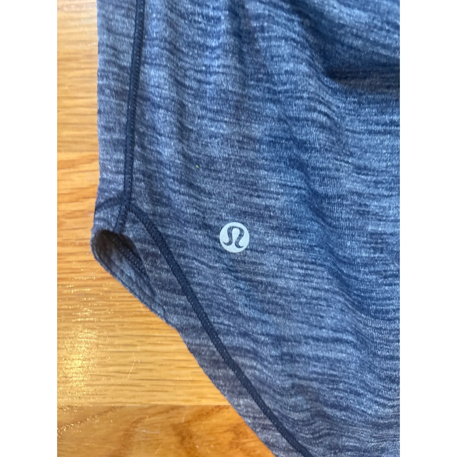 Lululemon Raise The Barre Tank Size 6 - Image 3