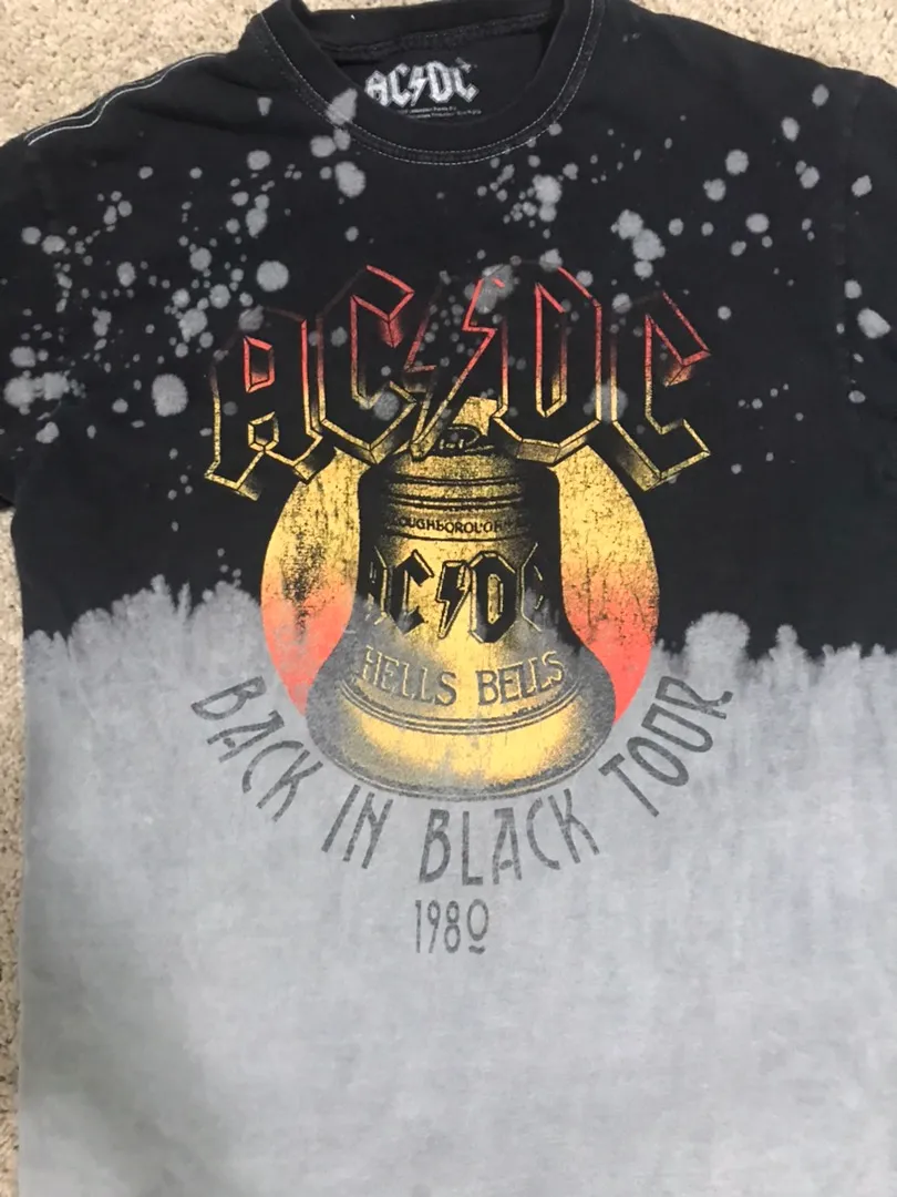 AC / DC Bleached Graphic Tee Multiple Size M - Image 3