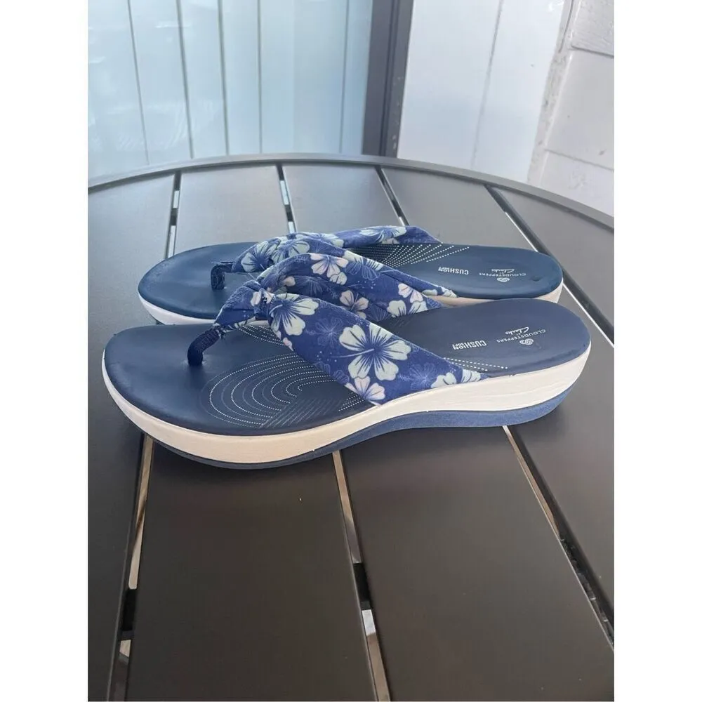 Women’s Clarks Aria Gibson Blue Floral Fabric Thong Sandals Size 10 - Image 10