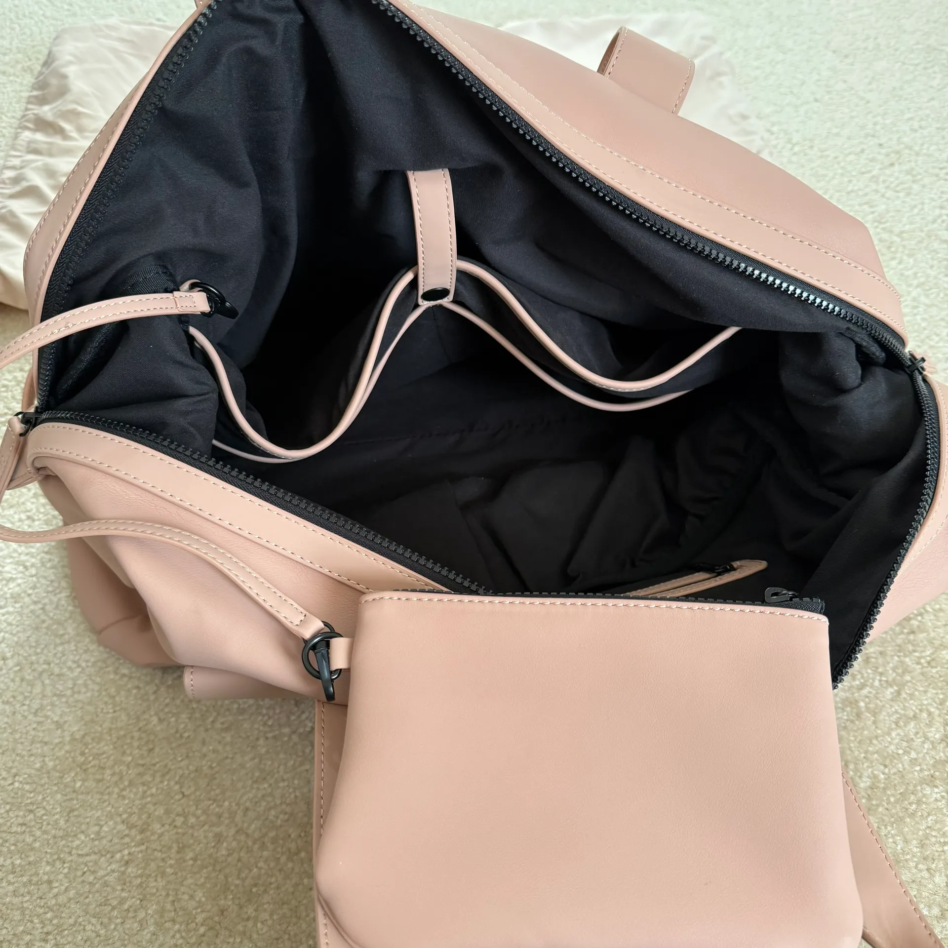 Calpak Hue Laptop Duffel Pink - Image 8