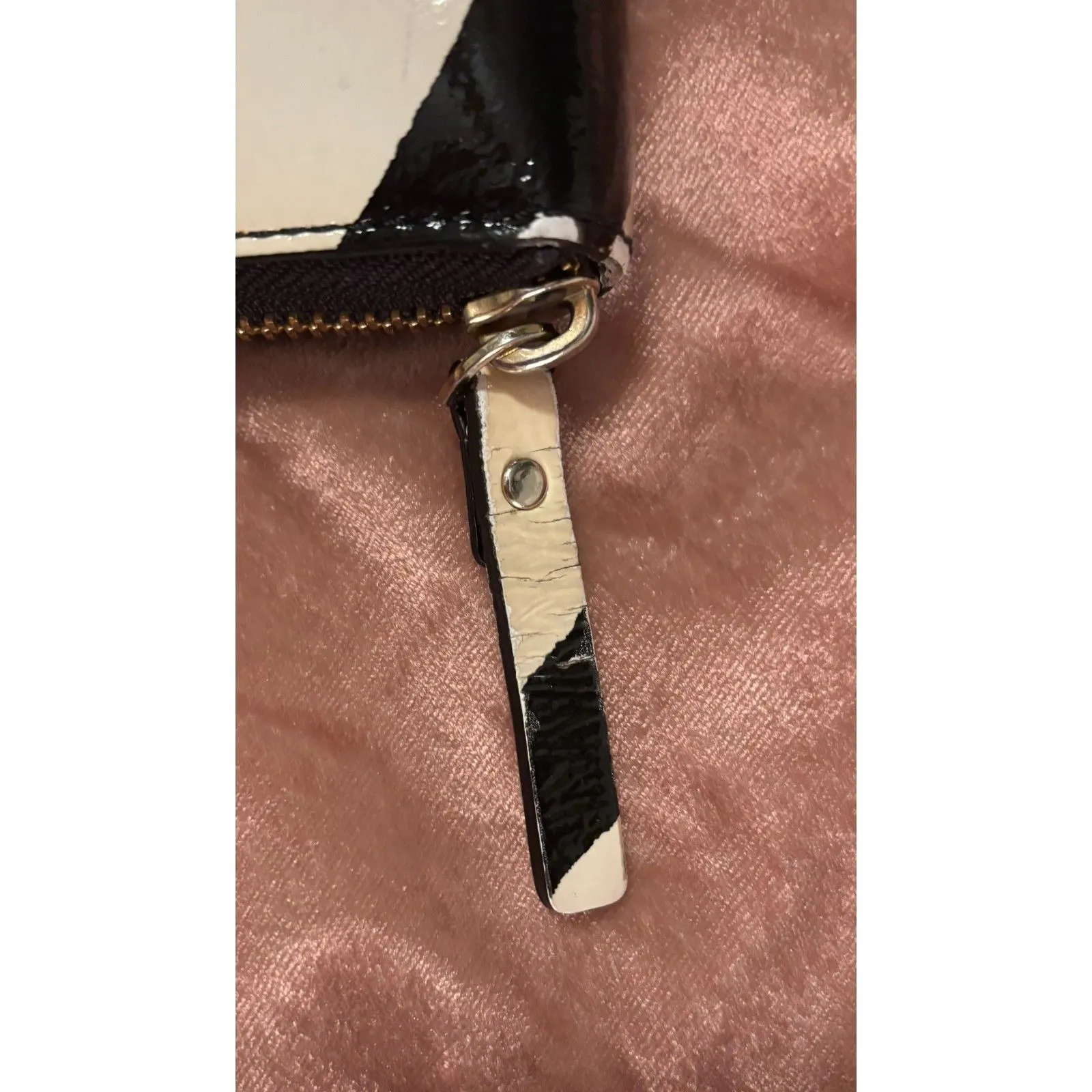 EUC Kate Spade Zebra Patent Lacey Accordion Zip Around Wallet, 7.5"x4"x1" - Image 15