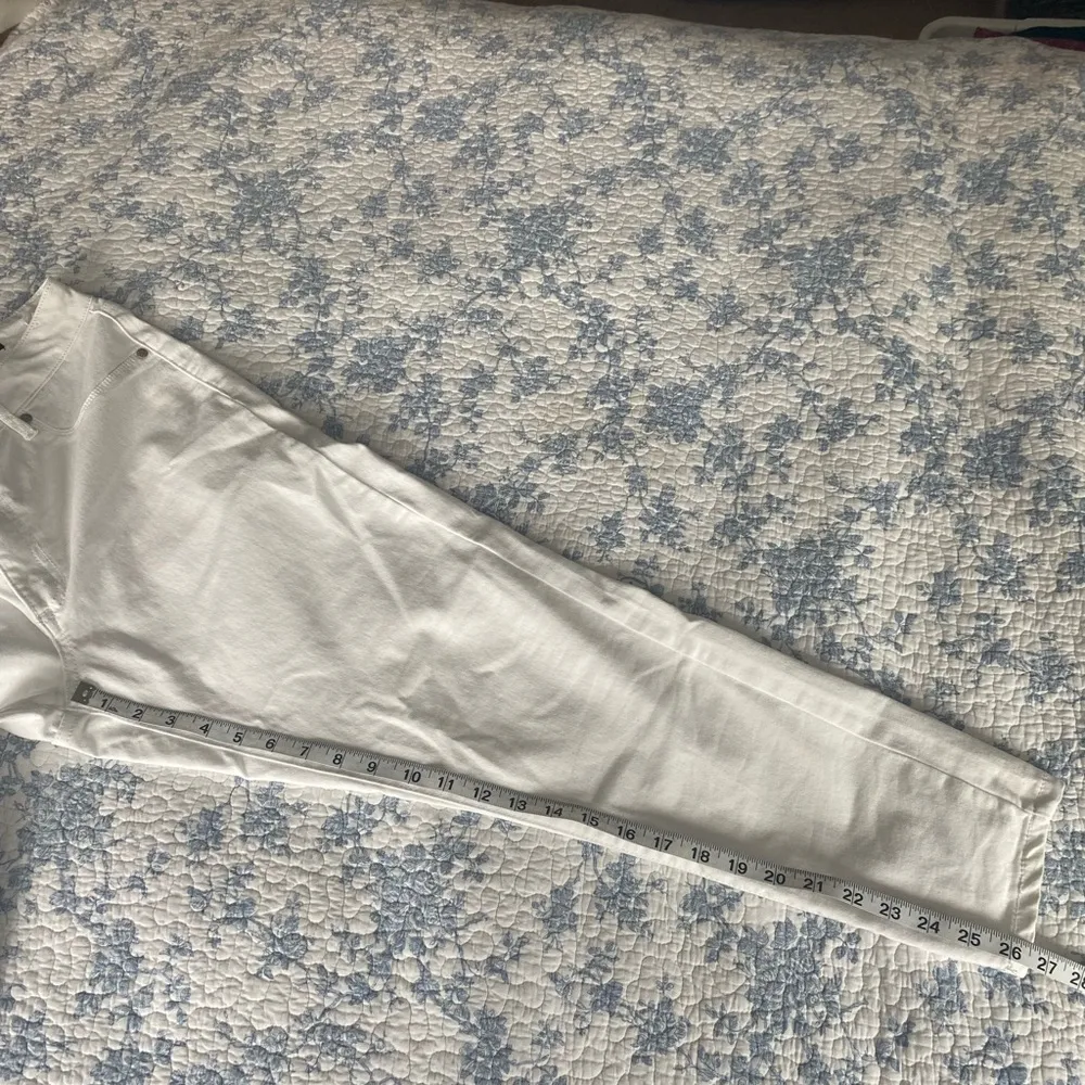 Kelly Classic White Skinny Ankle Jean Pant Size 31/12 - Image 7