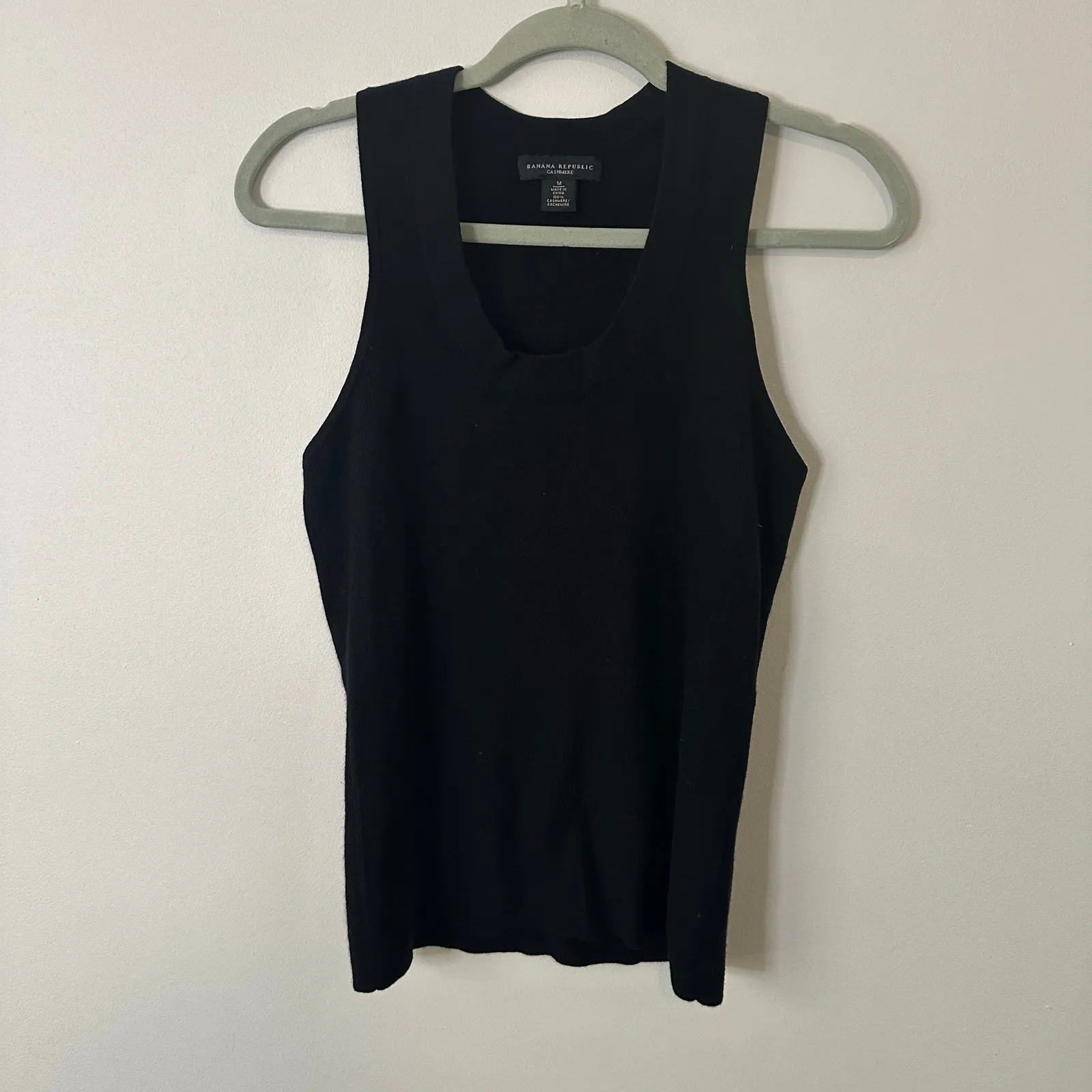 Banana Republic black cashmere knit sleeveless tank top size M - Image 11