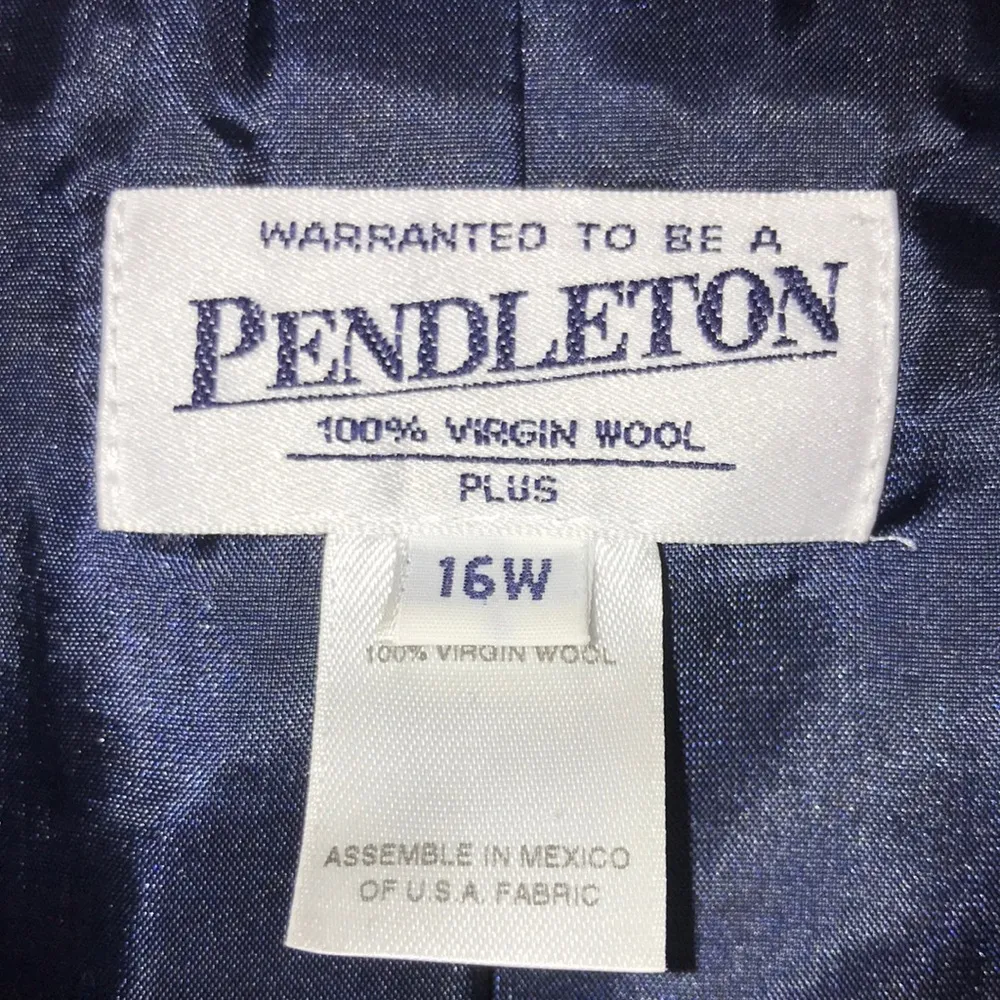 Pendleton Women’s Virgin Wool Plaid Blue Cream Button-Up Long Sleeve Shacket - Image 9