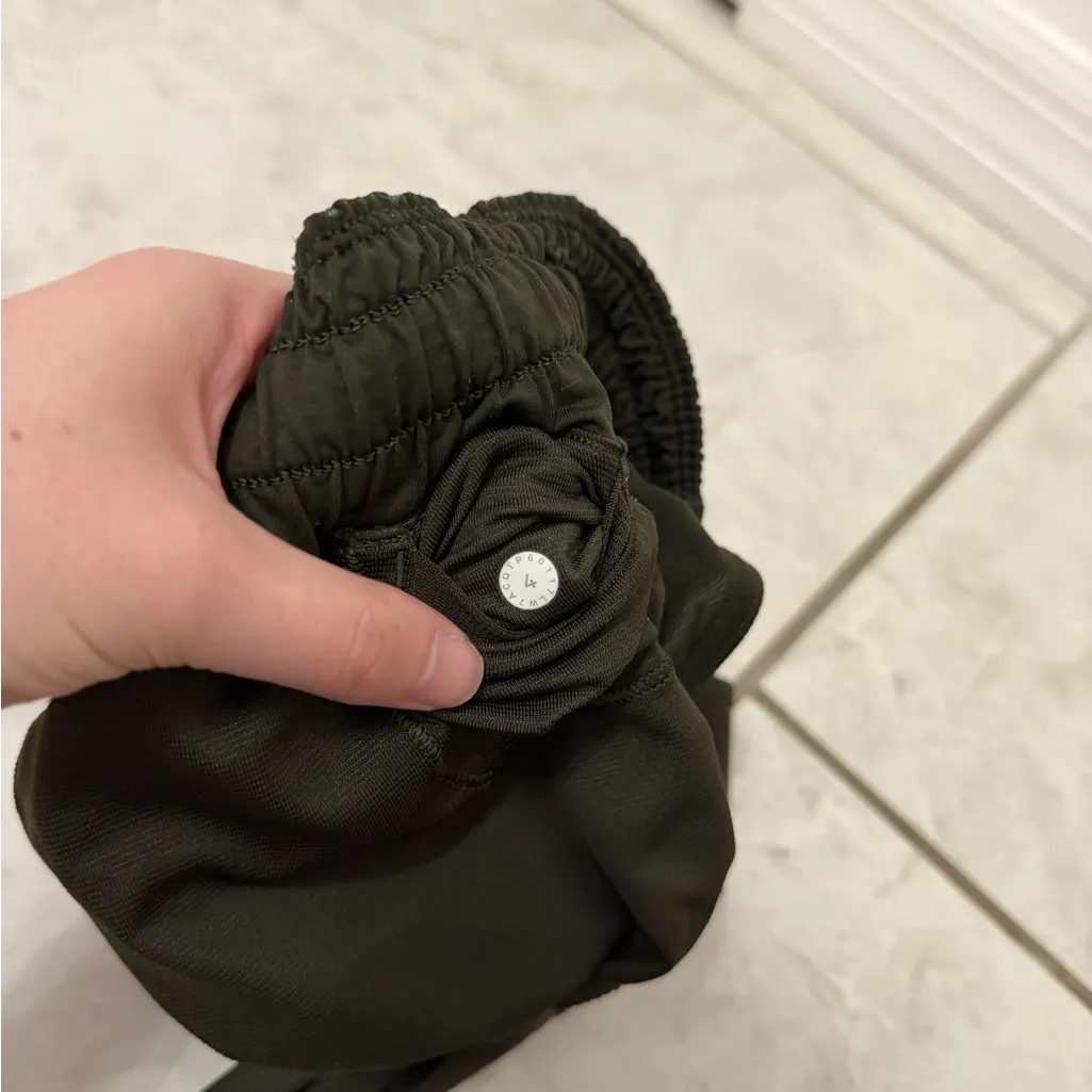 Lululemon Hotty Hot Short Military Green - Image 3