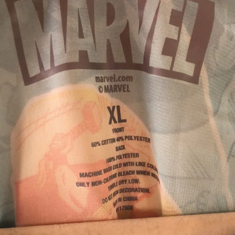 ⭐️Marvel Comics LS Tee XL⭐️ - Image 3