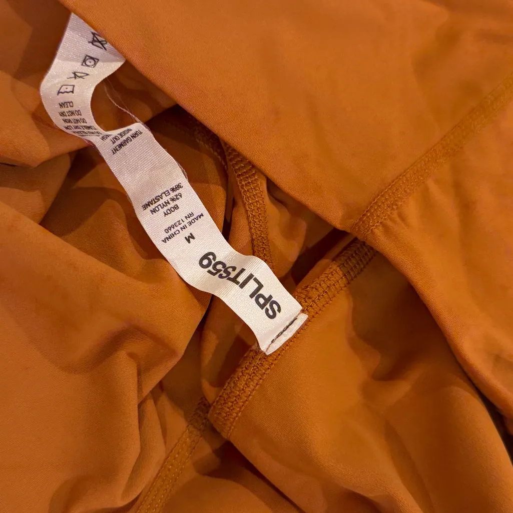 Splits59 Rust Sports Bra and Leggings - Image 5