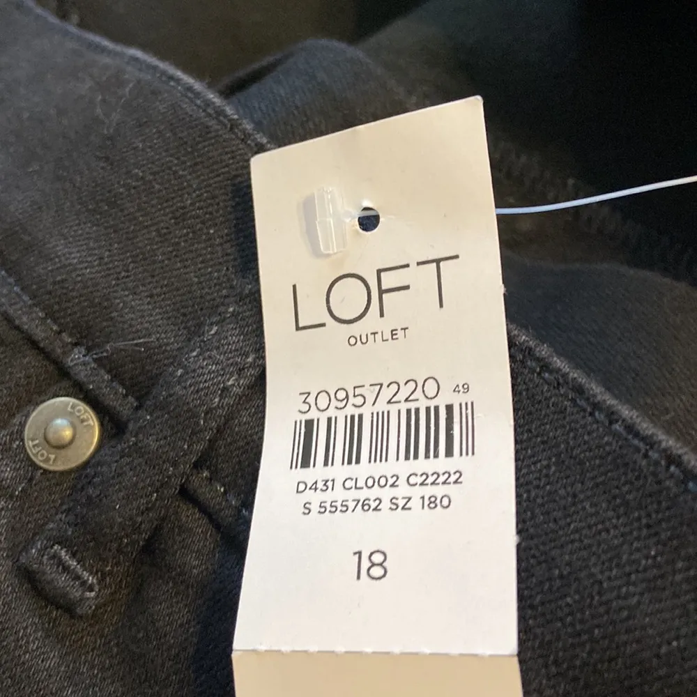 LOFT WOMENS SKINNY CROP BLACK JEANS PANTS SIZE 18 BRAND NEW INSEAM 27” - Image 6