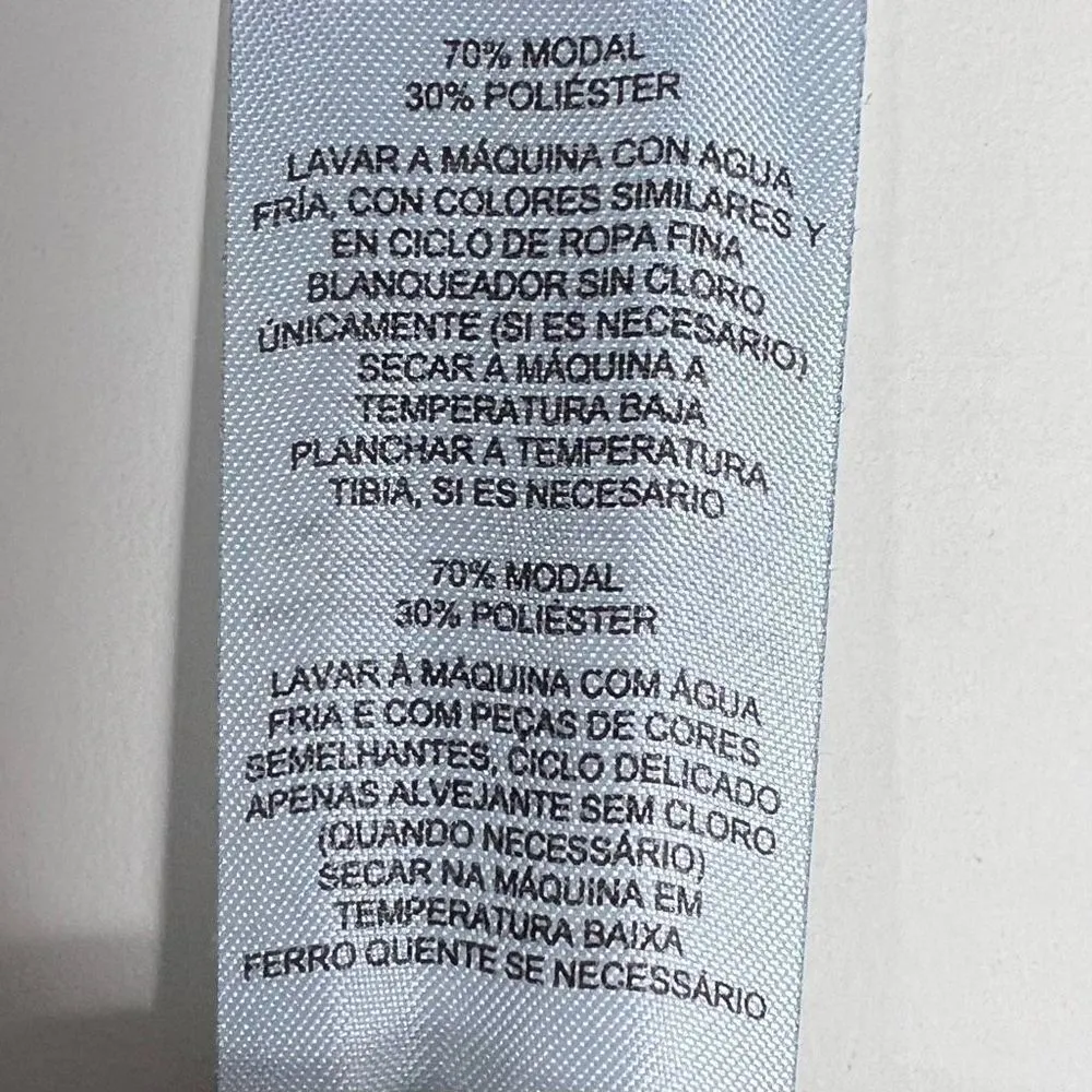 Armani Exchange Belted Gray Yoga Pants - Image 9