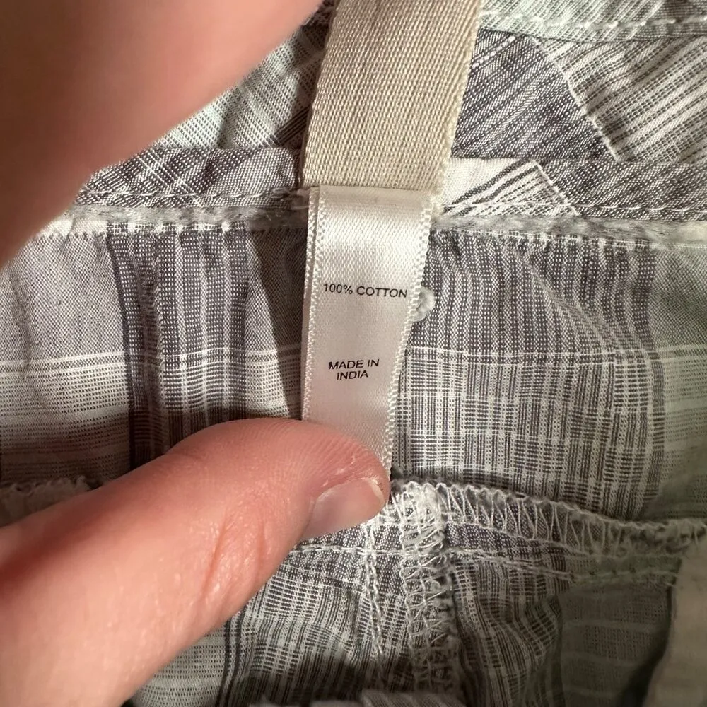 Alpine Design Womens 8 Gray Plaid Cotton Flat Front Bermuda Chino Shorts - Image 6