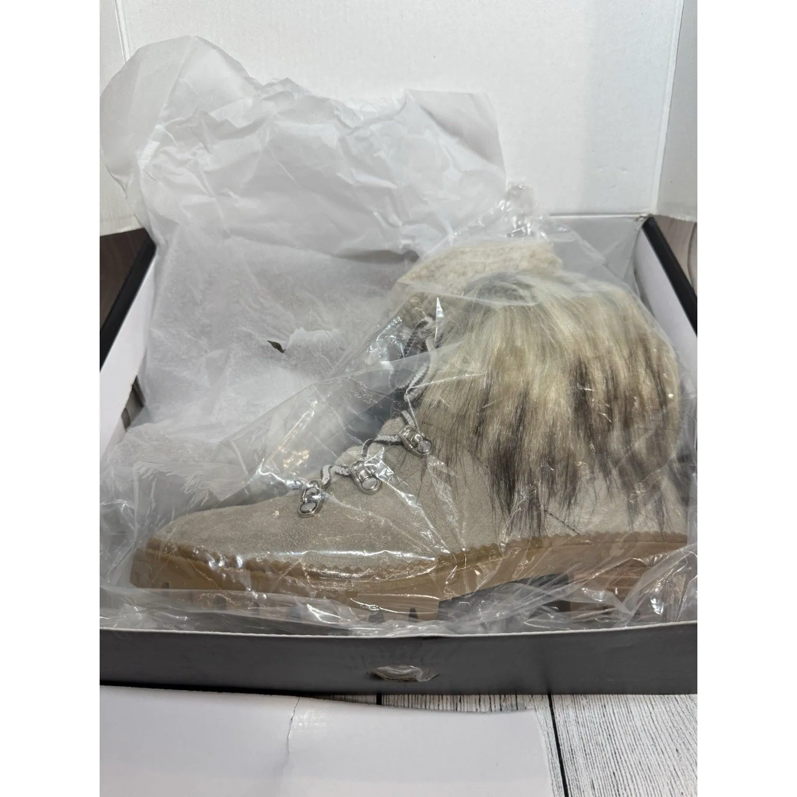 NINE WEST Gray Faux Suede Fur Trim Hiking  Boots by Nine West SZ 7.5 - Image 14