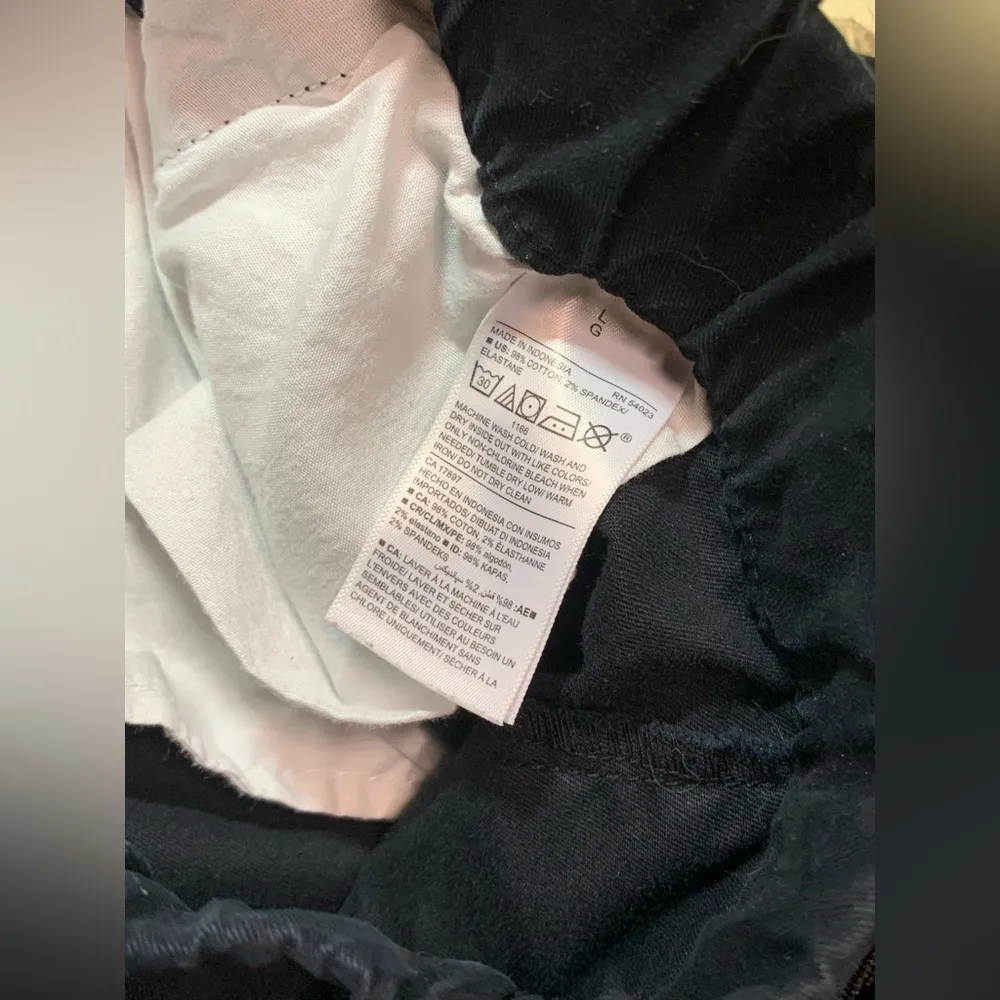 Old Navy Black Modern Jogger Pants - Image 9